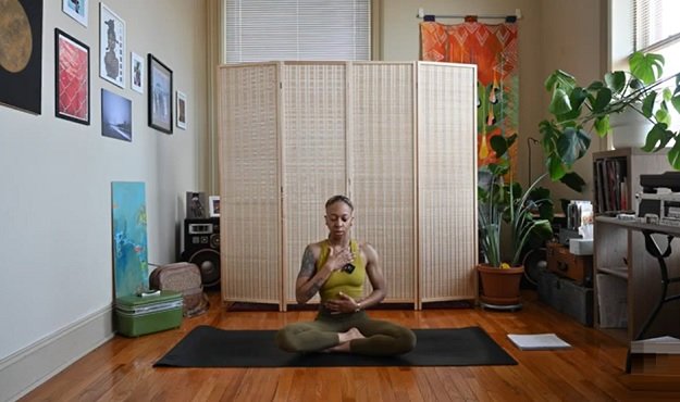 10-minute yoga for stress relief