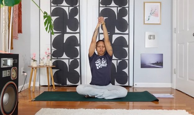 15-minute morning yoga for stress